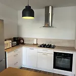 Le Lanroz Beau T2 Dans Residence Privee Lambezellec